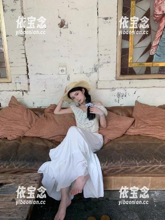 森萝财团白丝水手服写真，揭开美图背后的无限魅力.txt