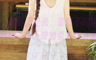 微密圈 - 瑰丽无圣光，楚楚不吃鱼女友写真展现她不为人知的柔美与力量.txt