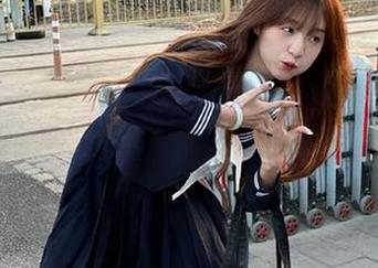 模范学院 - 星萌兔女郎照片合集，免费下载，让你沉醉于她的迷人世界.txt