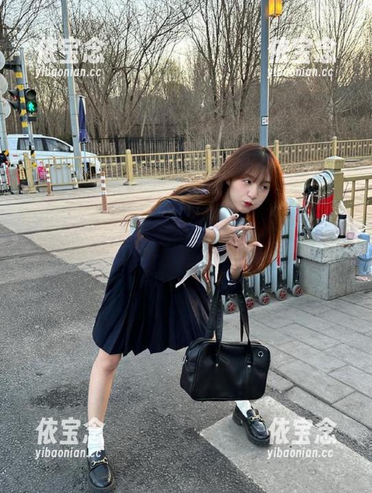 模范学院 - 星萌兔女郎照片合集，免费下载，让你沉醉于她的迷人世界.txt