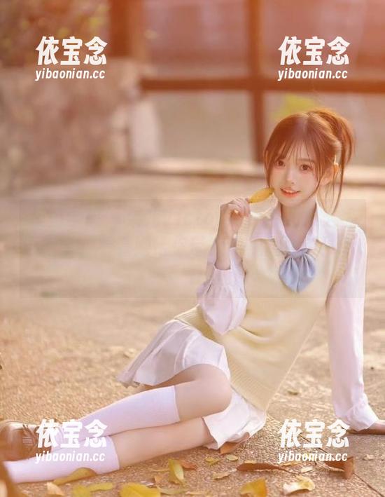 模范学院 - 果儿Victoria吊带图集火热更新中，看看她给你带来的视觉冲击！.txt