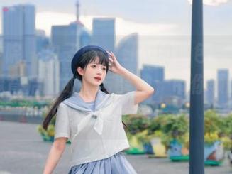 模范学院 - 白子嫣nicky的白色写真图包：图像背后的故事与灵魂，带你领略艺术之美。.txt