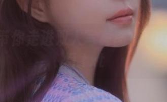 泥泥汝带你走进双人写真图集的柔美与梦幻.txt