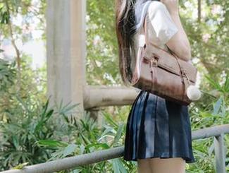 微密圈 - 火龙果羊专属“学姐”图册大放送，免费获取，尽享清新自然的视觉盛宴！.txt