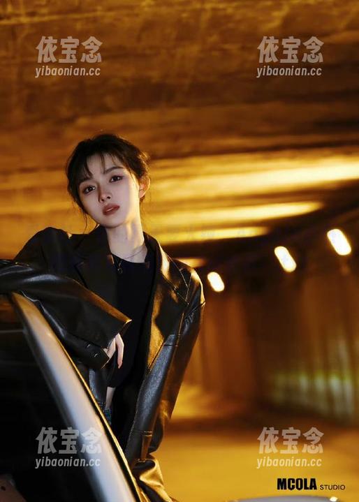 爱蜜社 - 你的夏天要火辣，Angela小热巴网袜写真免费图片送给你！.txt