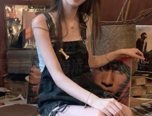 物恋传媒 - 小谷蕾丝写真全套：让蕾丝为你的灵魂与心情增添一抹浪漫色彩.txt