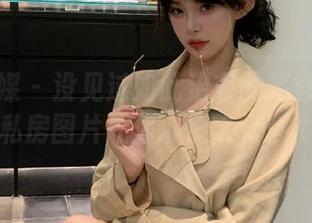 物恋传媒 - 没见过如此治愈的笑容！小飞的私房图片让你心情大好！.txt