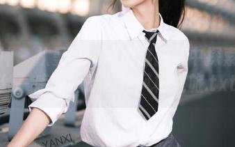 猎女神 - 从曼苏拉娜精选图集中探索裤里丝，感受她的独特风格之旅.txt