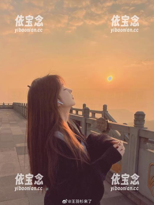 王羽杉视频合集完整曝光：图册与原图展现她的独特魅力.txt