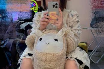 来自王胖胖u的视觉盛宴：小道友旗袍的绝美瞬间，永久免费合集供你欣赏.txt