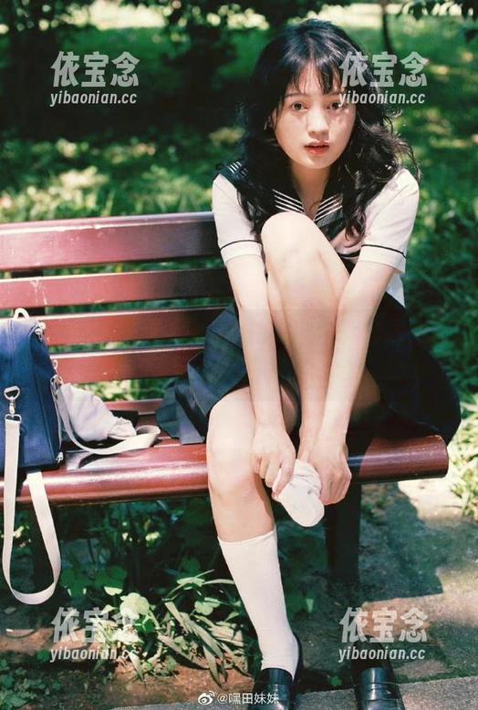 秀人网 - 七七kiko私拍女友全新套图发布，展现魅力与风情的完美结合！.txt