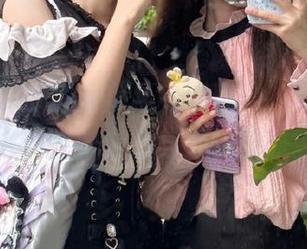 秀人网 - 刘婷婷美足高清套图，带你领略她独特的优雅魅力与细腻肌肤。.txt