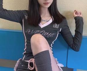 秀人网 - 领略周琰琳LIN女神全套写真中的迷人风情与独特气质.txt
