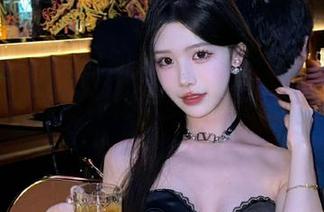 秀人网 - 奶e豆的万圣节摄影作品更新，别再错过这波神秘与梦幻交织的视觉盛宴！.txt