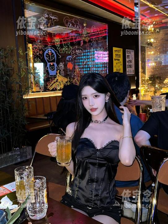 秀人网 - 奶e豆的万圣节摄影作品更新，别再错过这波神秘与梦幻交织的视觉盛宴！.txt