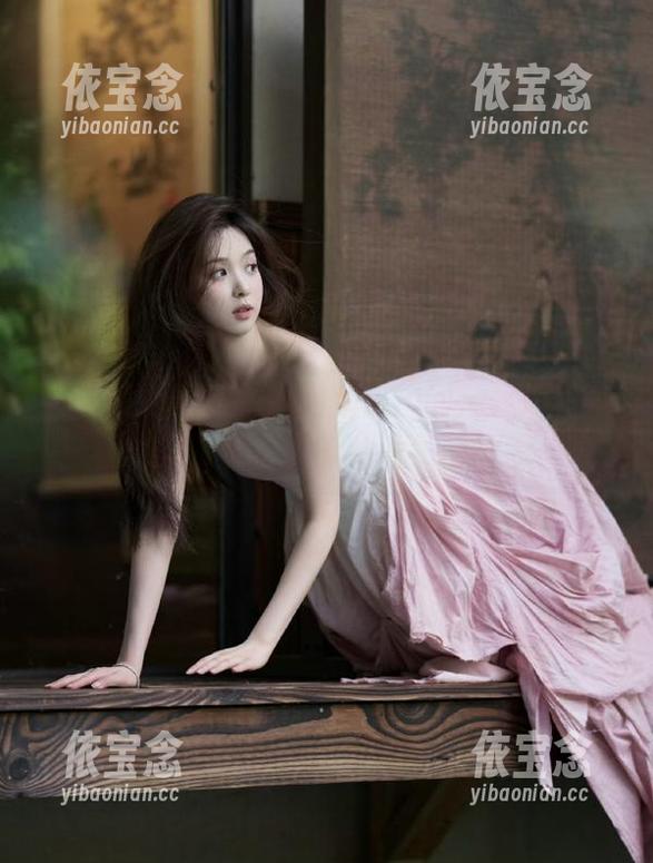 秀人网 - 奶油妹妹的惊艳瞬间：高清高跟鞋作品，点燃你的时尚热情！.txt