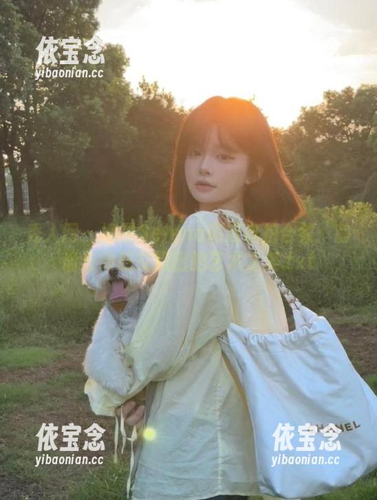 秀人网 - 娜露Selena高清自拍合集：静谧与动感交织出的艺术之美.txt