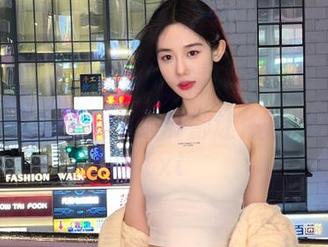 秀人网 - 小乔babyb妹妹高清美图大赏：套图里的每一个细节都让你心动不已！.txt