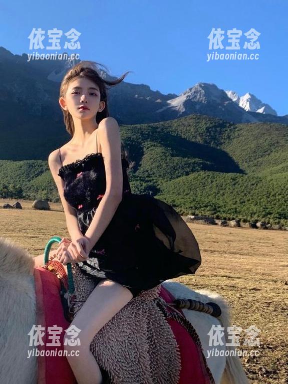 秀人网 - 深入探索张思允Nice的御姐写真，通过原图让你体验她的独特魅力和风采.txt