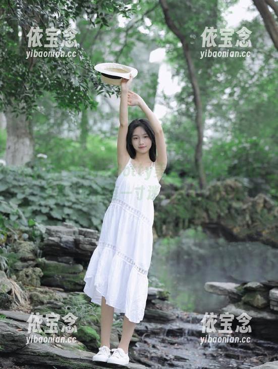 秀人网 - 徐莉芝Botty美脚主题图包福利来袭，欣赏每一寸迷人魅力！.txt