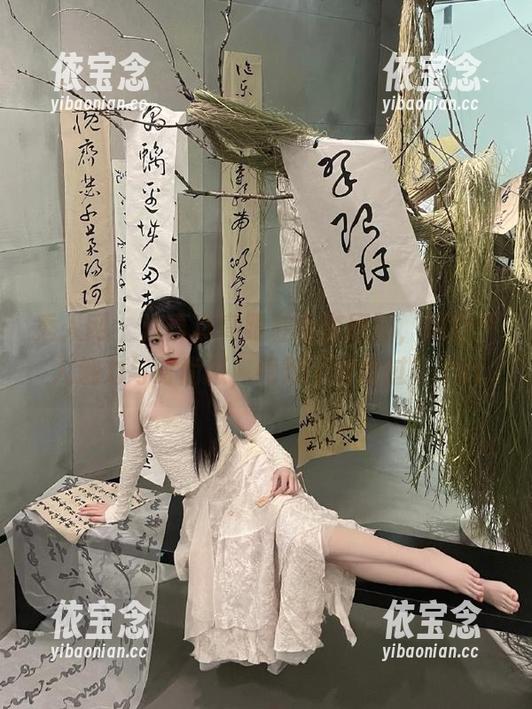 秀人网 - 江真真高跟鞋全套原图，尽显个人魅力与时尚感，绝对不容错过！.txt