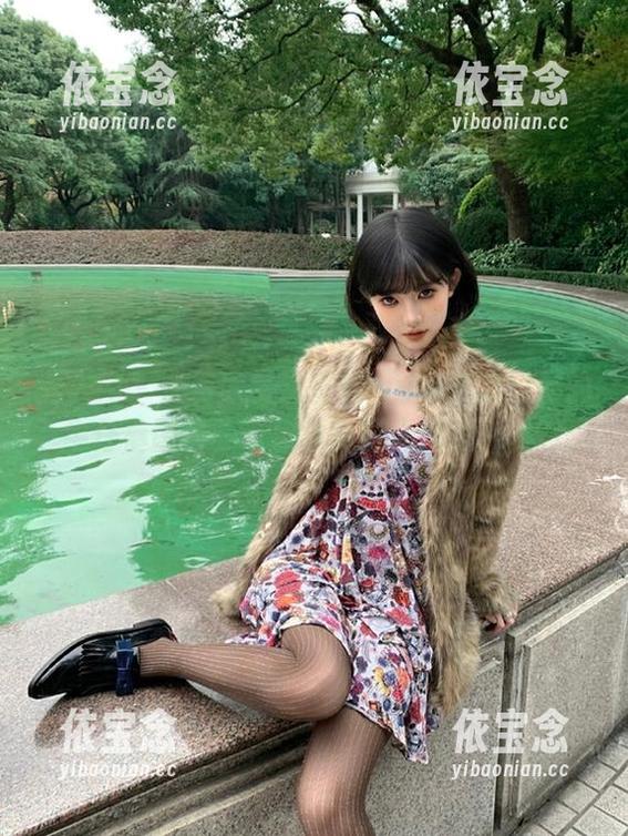 秀人网 - 免费欣赏沈蜜桃miko魅力四射的牛仔裤图包，带你领略时尚风潮！.txt