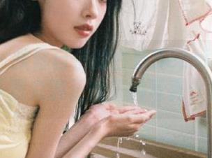 秀人网 - 从容自信的白洁Bessie体操服合集，下载充满正能量的写真作品！.txt