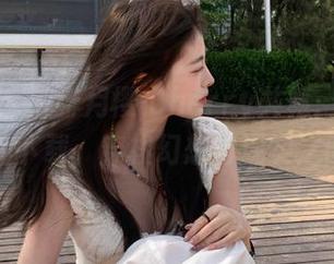 秀人网 - 与绯月樱-Cherry共舞：暗黑内衣作品下载，穿梭幻想与现实之间.txt