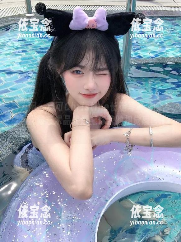 秀人网 - 黄可Christine长腿写真套图合集，犹如艺术品般震撼你我的视觉感官.txt