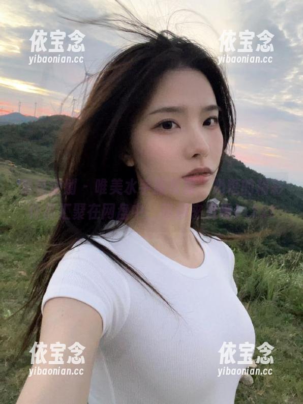 紧急企划 - 唯美水手服写真，奶糖的精彩作品汇聚在网盘中，等你来发现！.txt