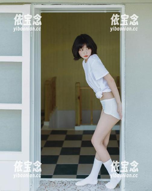 紧急企划 - 小恩黑丝JK美图分享，展现青春活力和个性风采，绝对值得你收藏！.txt