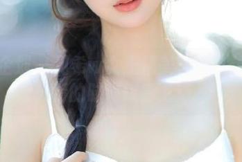 紧急企划 - 见希w女王精美套图：传递无限风情的时尚摄影之旅.txt