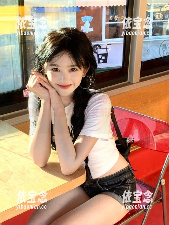 美媛馆 - 欢迎来到Carina绮里嘉的厨娘写真图库：美食与艺术交织的绝美旅程.txt