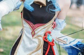 最新写真更新来袭，羽生三未化身中华厨娘，演绎别样风味！.txt
