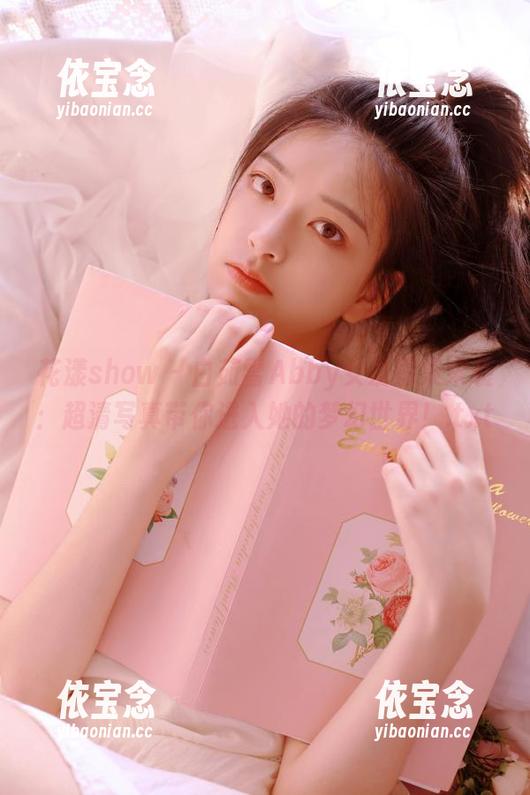 花漾show - 白茹雪Abby女友图集来袭：超清写真带你进入她的梦幻世界！.txt