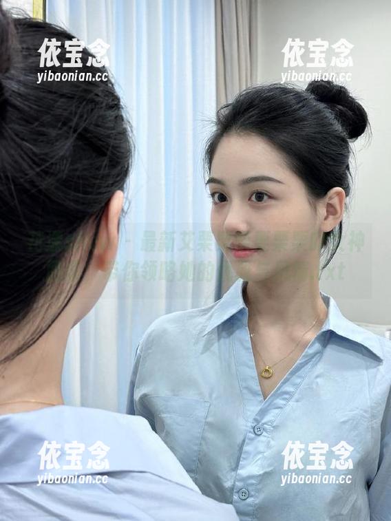 花漾show - 最新艾栗栗栗栗栗栗吖女神图集，带你领略她的优雅与风情.txt