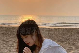 袜啵啵 - 长腿魅力无限，糯米精选写真原图绝对不容错过.txt