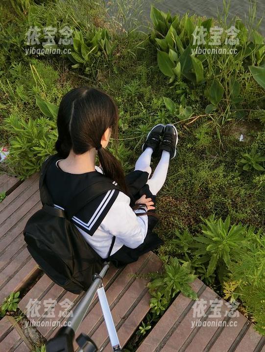 观看西尔酱的写真视频，感受她如梦似幻的魅力瞬间。.txt