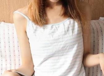 语画界 - Chery绯月樱最新白裙写真合集：在花海中绽放的绝美时刻，与你分享！.txt
