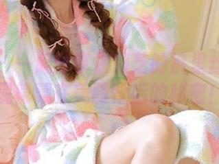 语画界 - 一起分享徐莉芝的裤里丝写真集，发现隐藏在美丽背后的秘密！.txt
