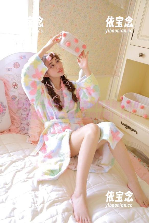 语画界 - 一起分享徐莉芝的裤里丝写真集，发现隐藏在美丽背后的秘密！.txt