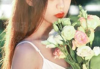 微密圈 - 醇子小姨学妹写真详细解读，带你领略全套原图的视觉享受！.txt