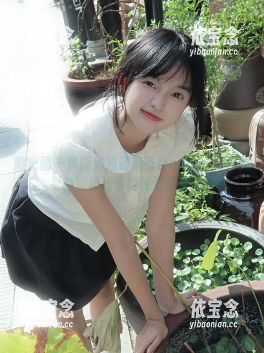微密圈 - 铁锤姐姐最新蓝色neinei写真集更新，添增你的视觉盛宴.txt