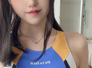 独特视角：阿薰kaOri黑兽巫女私拍写真作品背后的故事.txt