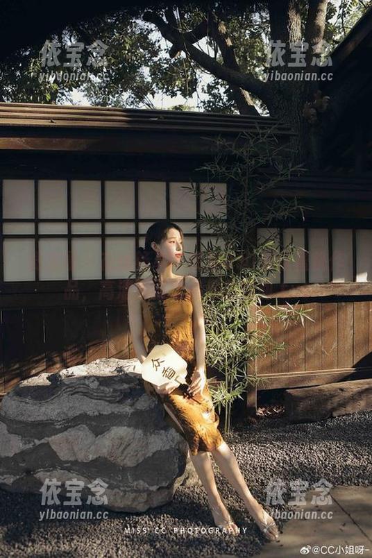 微密圈 - 在线畅享陈妮妮UNI黑丝蜜桃作品，高清画面定格最美瞬间.txt