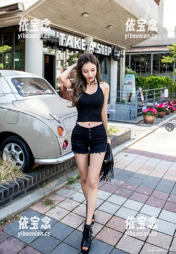 青豆客-颜美汐 青豆客 - 最新颜美汐红裙系列写真集,优雅与性感的完美融合!.txt