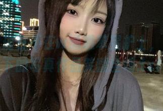 当鬼畜瑶在不在w遭遇笨蛋护士，无圣光下的写真作品笑翻全场.txt