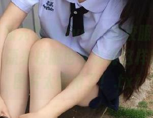 魅妍社 - 看完张优ayoyo的校服写真，我才发现，原来校服也可以有这样的风格，图片太惊艳了！.txt