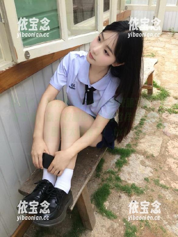 魅妍社 - 看完张优ayoyo的校服写真，我才发现，原来校服也可以有这样的风格，图片太惊艳了！.txt