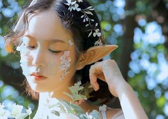 魅妍社 - 甜美赵梦洁的最新圣诞写真，惹人喜爱的节日图片合集.txt